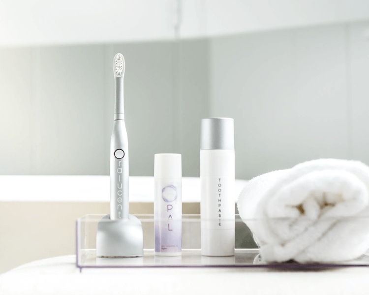Oralucent LED Toothbrush
